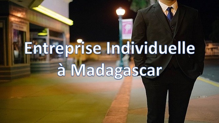 homme d'affaires debout-entreprise individuelle à Madagascar-activsolutions